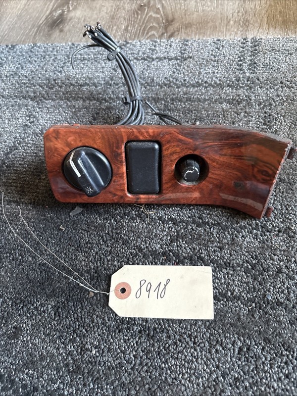 Volvo Light Switch Panel, Woodgrain 3980808 Broken