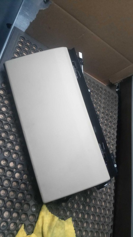 2015 Land Rover Range Rover Sport Glove Box White OEM Used 105k Miles