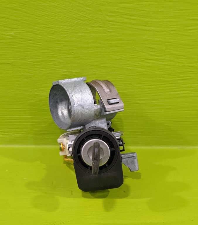 09 10 11 HHR 2.2L IGNITION SWITCH CYLINDER HOUSING W/ KEY OEM 3777-1