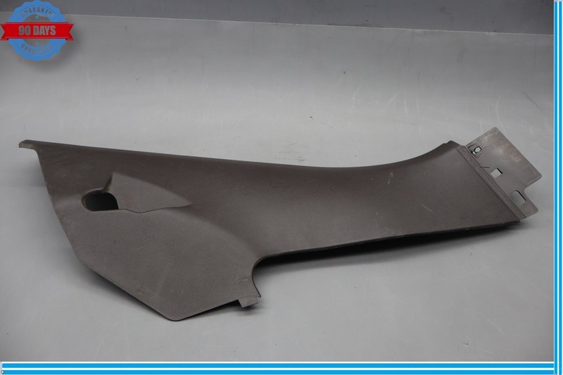 11-17 Volkswagen Touareg Rear Right Side C Pillar Lower Trim Cover Panel Oem