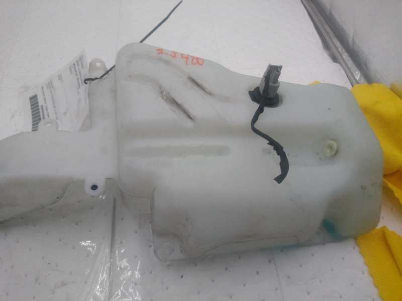 2021 Jeep Cherokee Washer Fluid Reservoir OEM 68406291AA Grey 3.20L