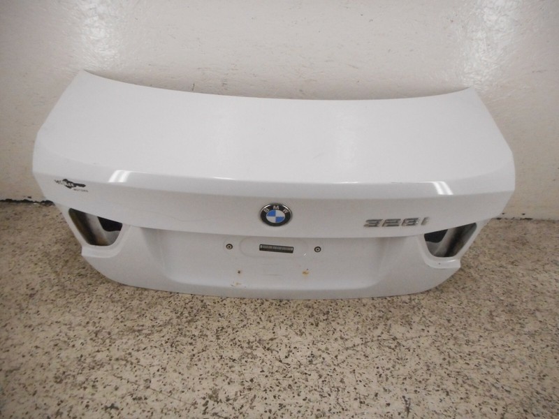 BMW 328i Trunk Deck Lid Cover Coupe Thru 3/09 W/ Lock Cylinder OEM 2007-2009