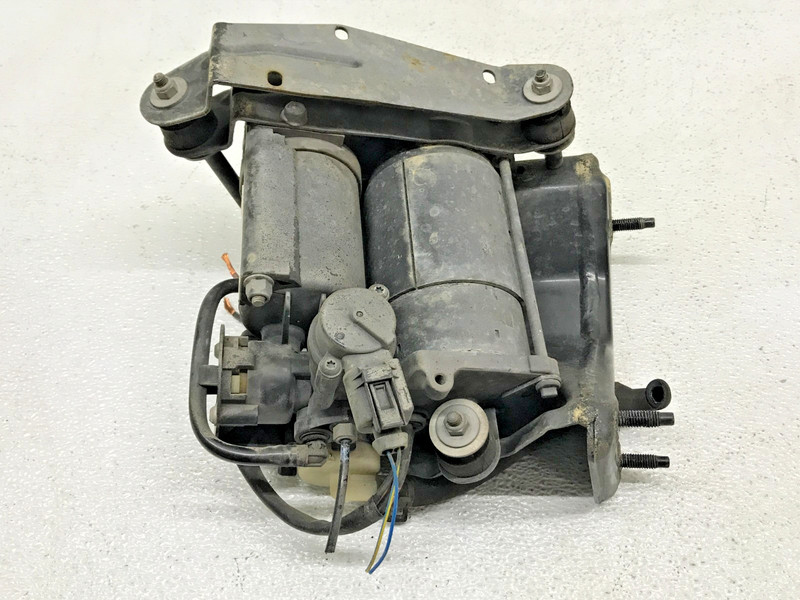 04-09 Jaguar XJ8 XJR VDP X350 X358 Air Suspension Compressor Pump Assembly OEM