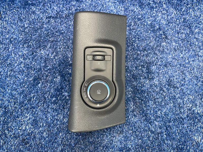 2016-2019 BUICK CASCADA PREMIUM HEADLIGHT HEADLAMP SWITCH 13292028 OEM