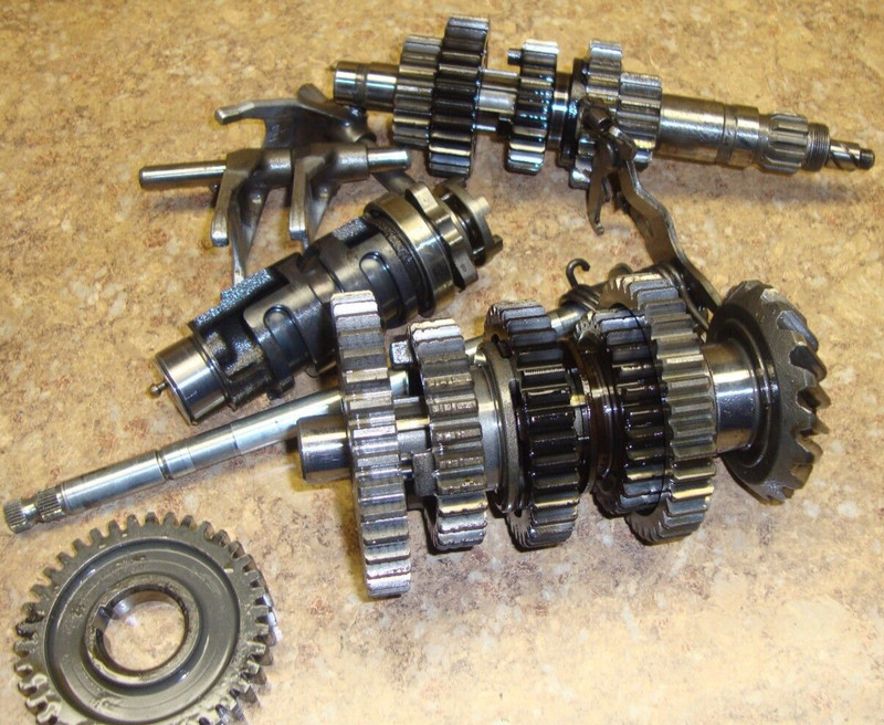 2004 Yamaha XVS650 XVS 650 A V Star Engine Transmission Gears Shift Fork Tranny