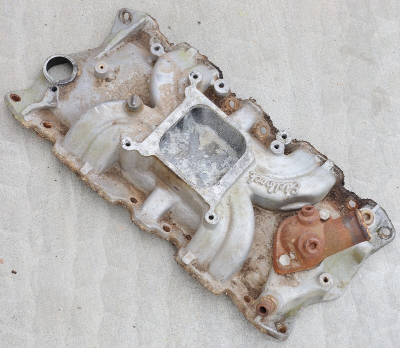 Edelbrock Torker II Chevrolet SBC 327 350 400 Aluminum 4bbl Intake Manifold 5001