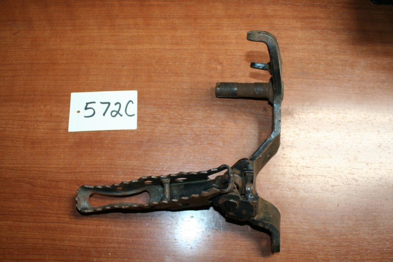 1985 Honda ATC 250SX Rear Foot Peg Step Right OEM 85 H