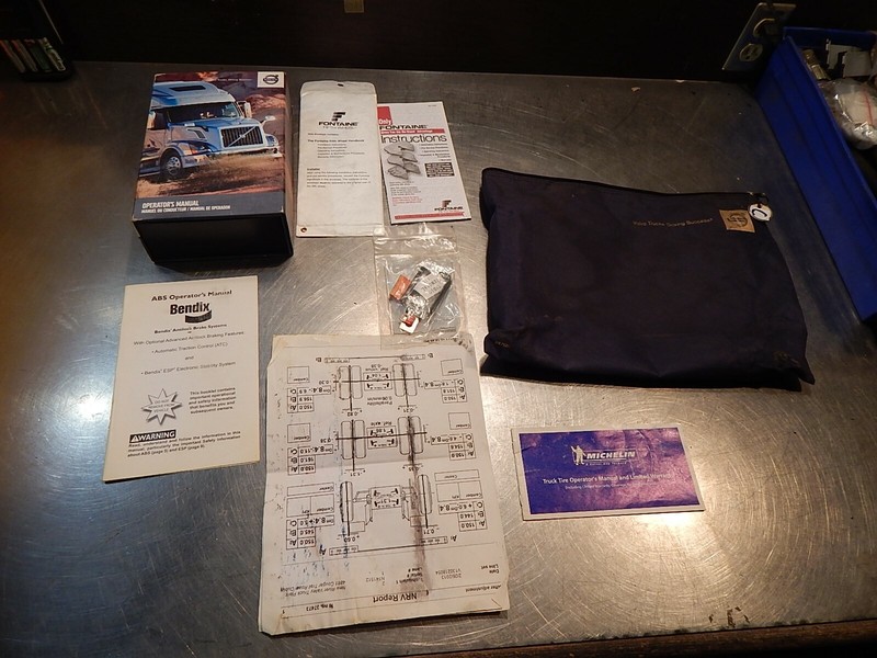 Volvo Trucks Driving Success Operator's Manual Kit "C" *FREE SHIPPING*