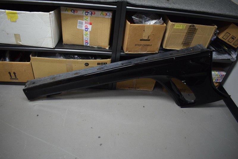 PORSCHE SIDE ROCKER MOLDING FACTORY OEM