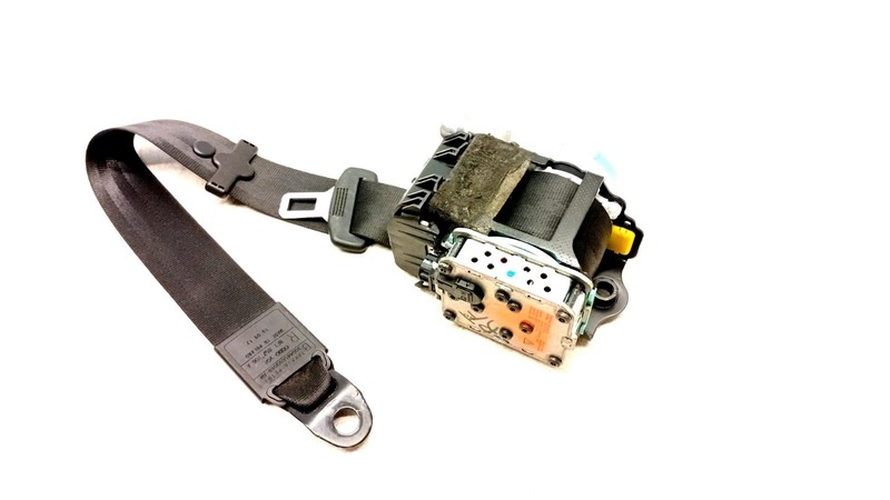 10-17 AUDI 8T A5 S5 RS5 CONVERTIBLE FRONT RIGHT SEAT BELT RETRACTOR OEM 081925