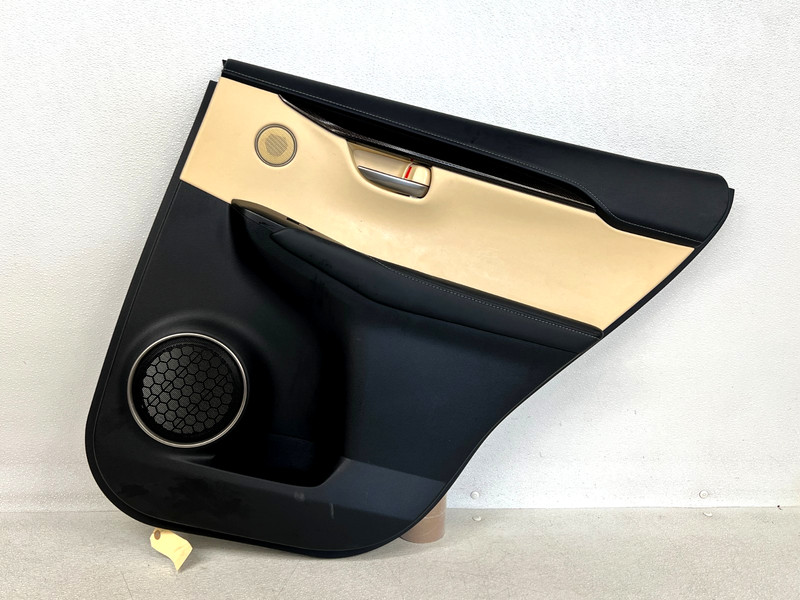 ⭐2015-2017 LEXUS NX200T REAR RIGHT PASS INTERIOR DOOR TRIM PANEL OEM LOT2637