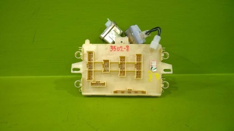 80 81 CIVIC HTBK INTERIOR FUSE RELAY BOX OEM 3502-8