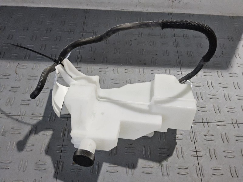 Coolant Reservoir VIN J 1st Digit Japan Built Fits 16-20 ROGUE 3491737