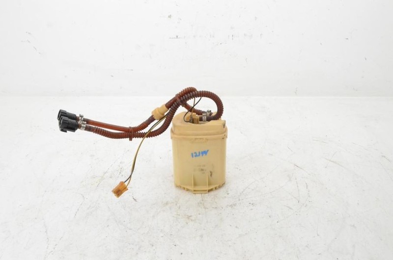 2000-2001 Porsche 911 996 Fuel Pump Assembly