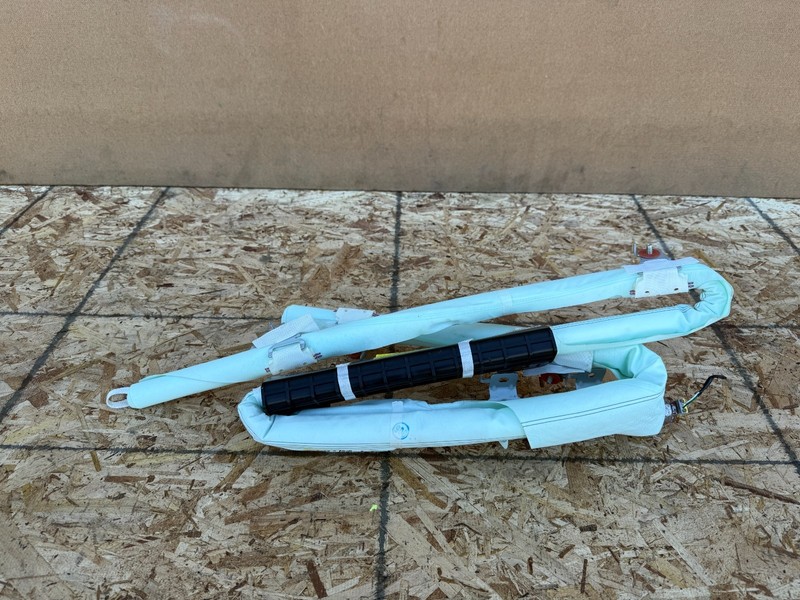 GENESIS GV70 2022-2026 OEM LEFT DRIVER ROOF OVERHEAD HEADLINER SWITCH ASSY
