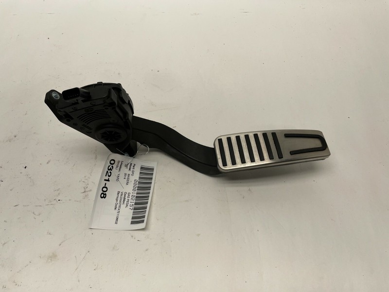 14-19 Maserati GHIBLI Gas Fuel Pedal Accelerator Throttle Assembly 04861714AE