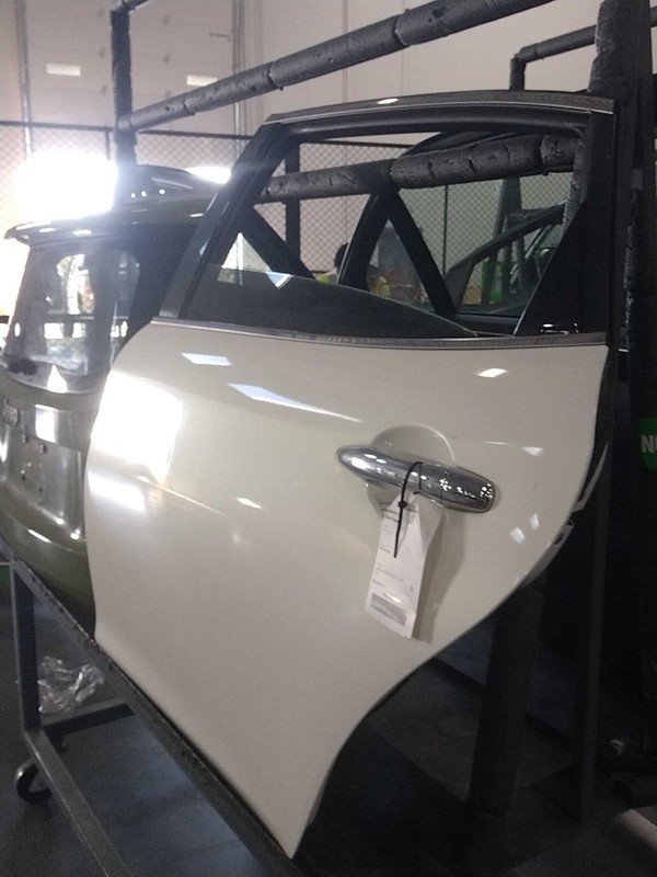 2015 INFINITI Q70 Left Rear Door White OEM Used 143K Miles - 532776
