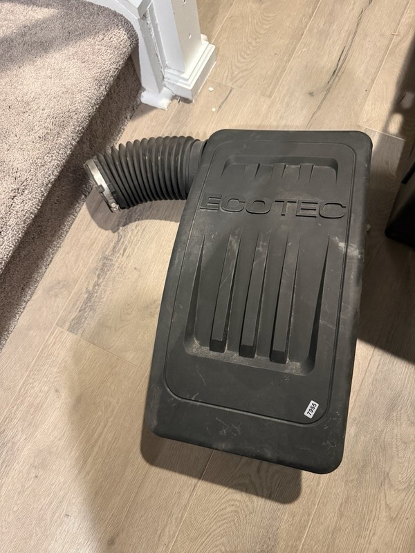 10-17 Chevy Equinox Air Cleaner Intake Box RESINATOR Assembly OEM 2.4L ECOTEC