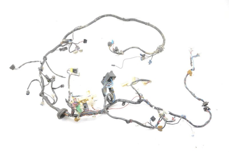90-93 Mazda B-2600 2wd Engine Wire Harness 71242755