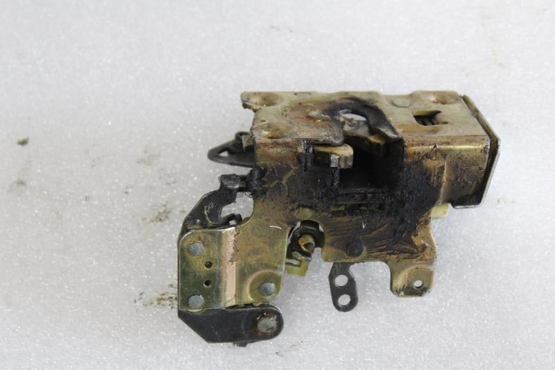 1991 1992 1993 1994 1995 PLYMOUTH ACCLAIM LEFT REAR DOOR LOCK ACTUATOR MANUAL
