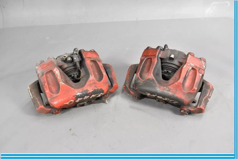 08-18 Mercedes W207 CLS400 Е350 Front Left and Right Brake Calipers Set OEM