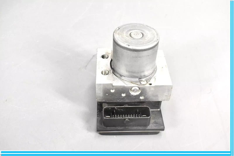 10-14 Mercedes W212 E350 CLS500 ABS Anti Lock Pump Brake Module 2124312912 OEM