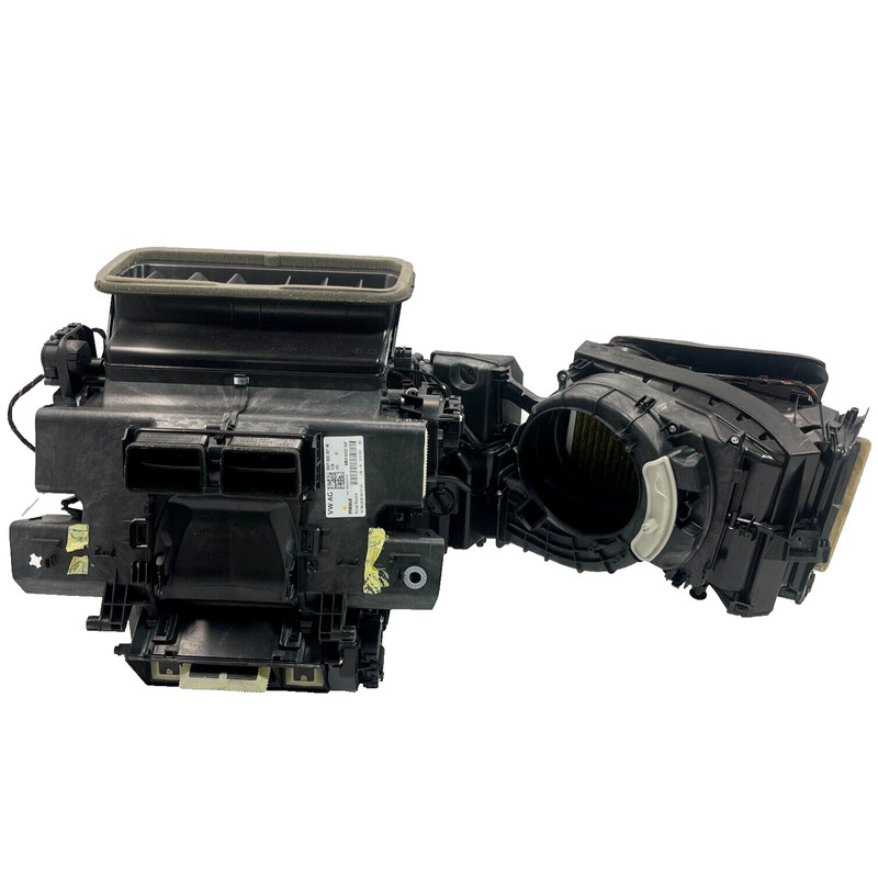 2017-2018 AUDI Q7 HVAC HEATER CORE CASE ASSEMBLY 8W1820001M