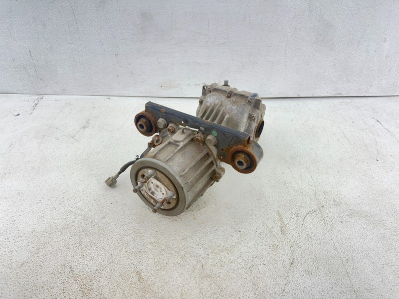 2019 - 2025 NISSAN ALTIMA AWD 2.5 Differential Carrier Rear OEM