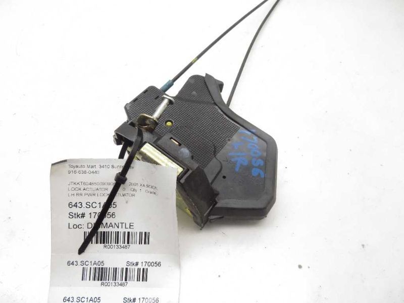 2005 SCION XA DRIVER SIDE REAR DOOR LOCK ACTUATOR ASSEMBLY