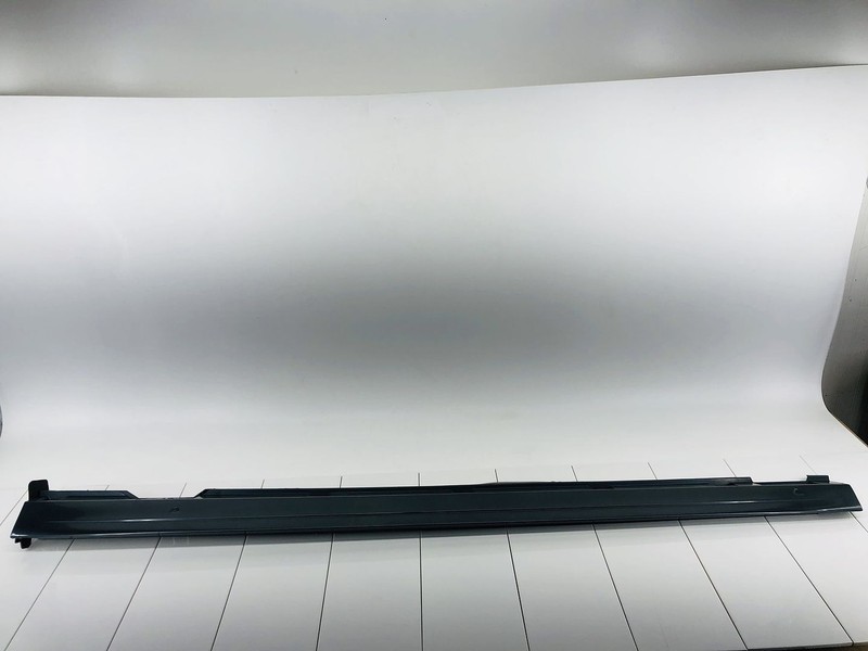 09-12 VOLKSWAGEN CC LEFT LOWER ROCKER SKIRT MOLDING PANEL IRON GRAY OEM #141