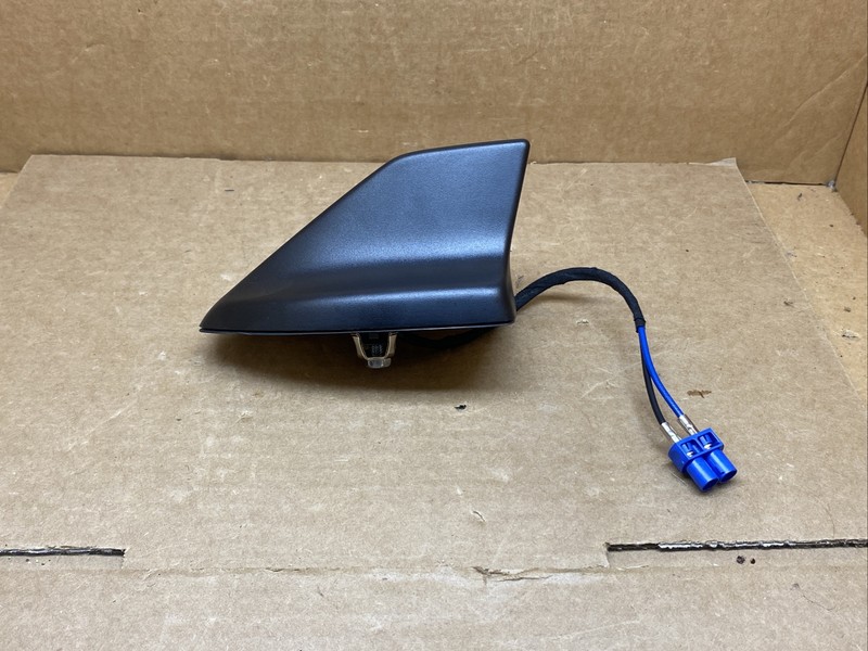2020-2023 Ford Escape Rear Roof Mounted Shark Fin Antenna JX7T-19K351-CA
