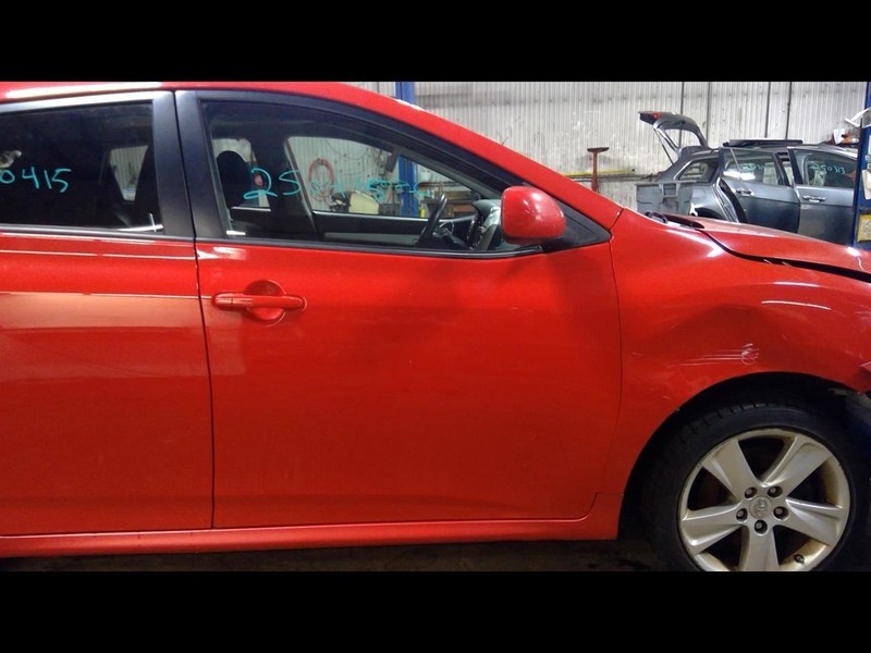 Passenger Front Door Canada Market Electric Windows Fits 09-14 MATRIX 1678702