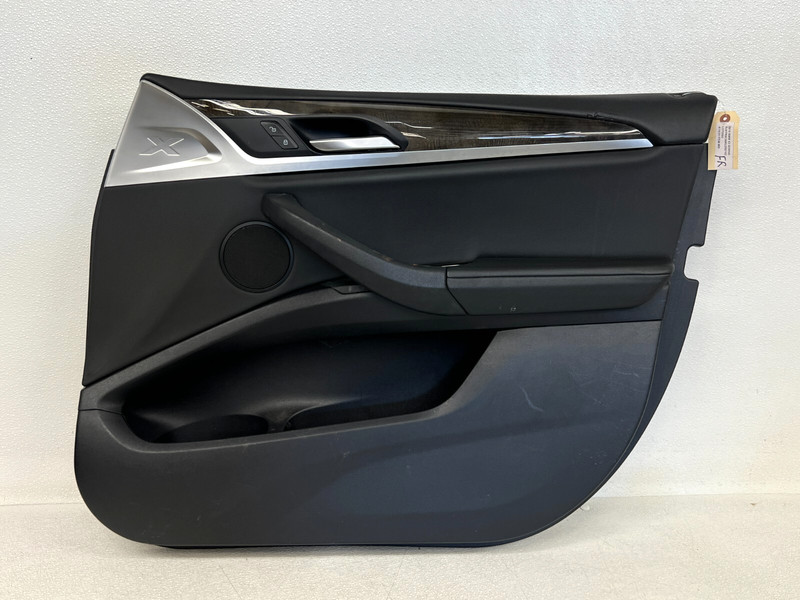 ⭐2018-2022 BMW X3 XDRIVE FRONT RIGHT PASS INTERIOR DOOR PANEL BLACK OEM LOT2593