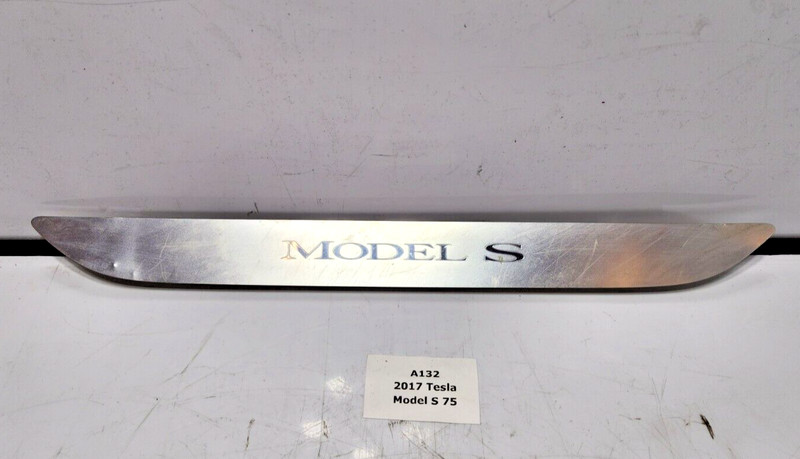 ✅2016-2020 OEM Tesla Model S Front Right Passenger Lower A Pillar Trim Door Sill