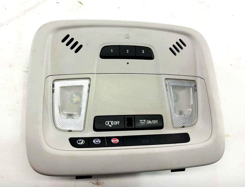 2018-2024 Chevy Traverse Lt Overhead Roof Console Onstar Lights & Garage Opener