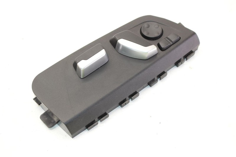 15-17 BMW M3 3.0L Twin Turbo Passenger Right Front Seat Adjustment Switch