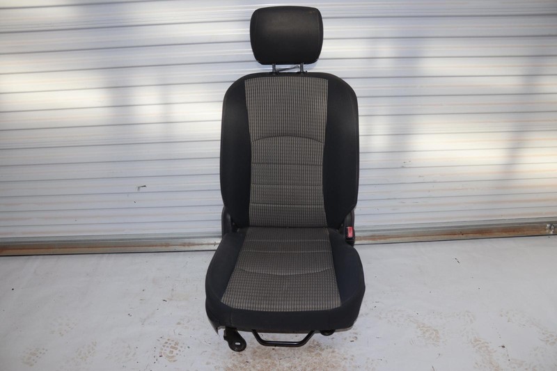 2009-2016 DODGE RAM 1500 QUAD CAB FRONT RIGHT PASSENGER SIDE SEAT CLOTH GRAY OEM