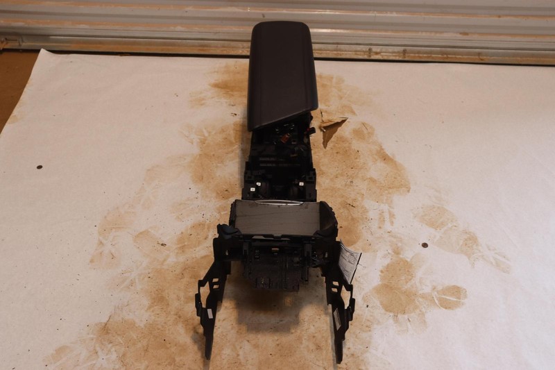 2018-2024 ALFA ROMEO STELVIO FRONT CENTER CONSOLE STORAGE COMPARTMENT OEM