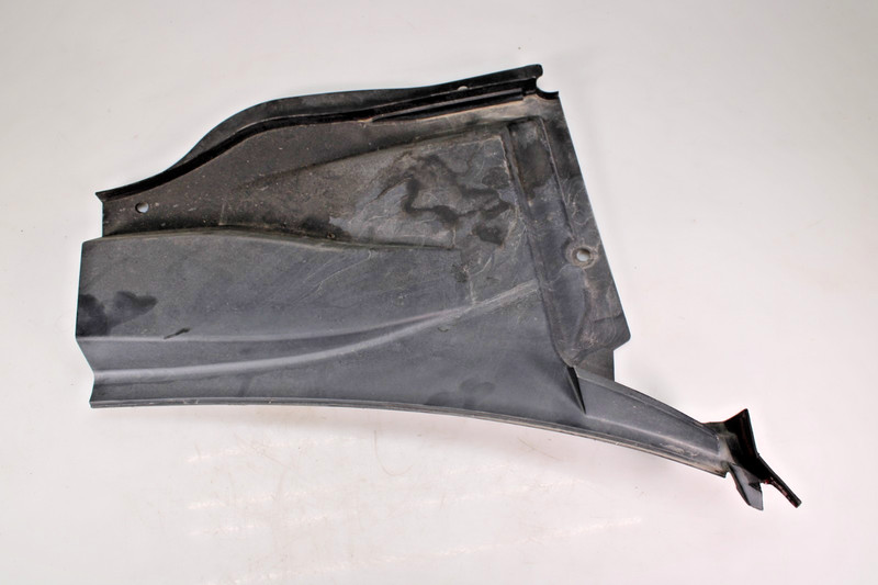 2010-2015 Chevrolet Camaro Passenger Cowl Molding Windshield Cover 20939326