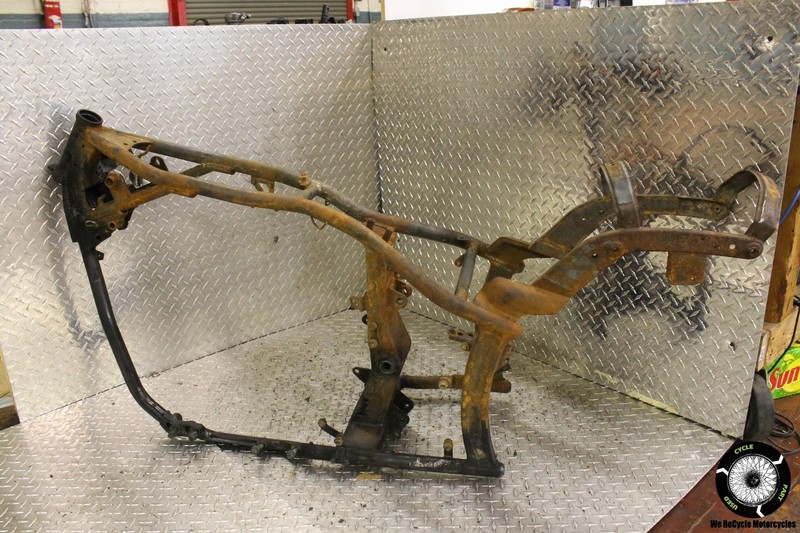 2004 Yamaha V Star 1100 XVS1100AT Silverado FRAME CHASSIS MAIN BODY XVS 04