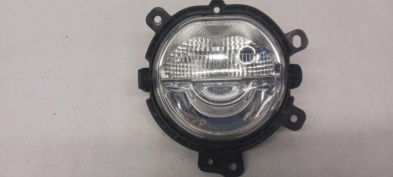 16-'19 MINI CLUBMAN Right passenger fog light halogen OEM Grade A!