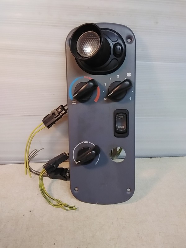 Freightliner Climate Control Panel 22-GG2-08