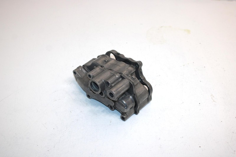 2003 Honda Fourtrax Foreman Rubicon Oem Oil Pump Housing 15100-HN2-000 AH11