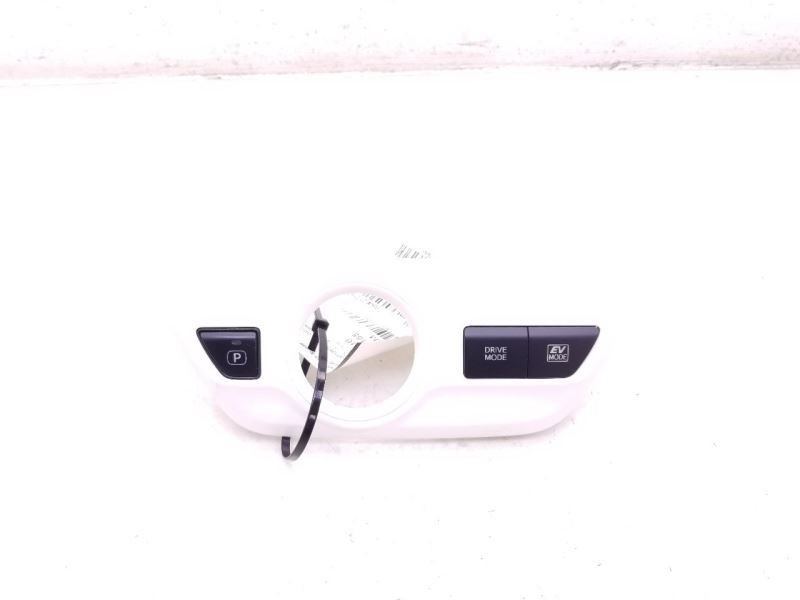 2016 TOYOTA PRIUS TWO SHIFTER BEZEL