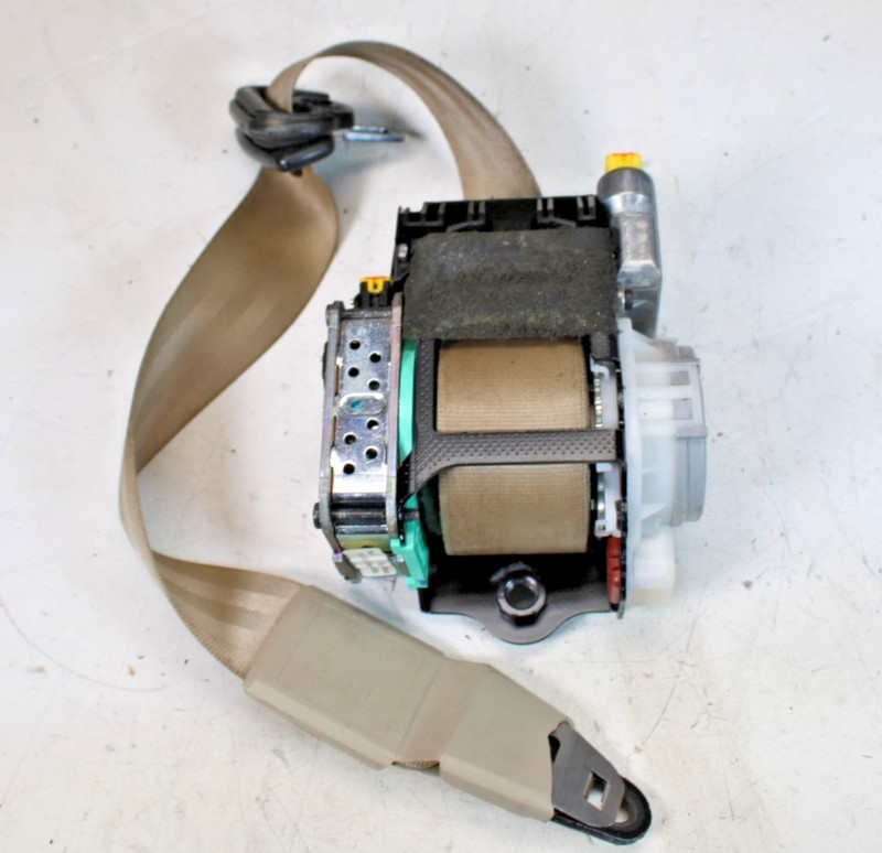 2008-2015 Audi A4 FRONT LEFT/RIGHT SEAT BELT RETRACTOR 3066322 OEM