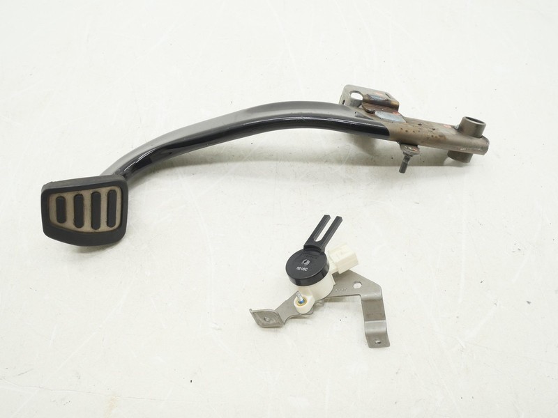 Used M/T Manual Transmission Brake Pedal 2014-2019 Chevy Corvette Z06 C7 OEM