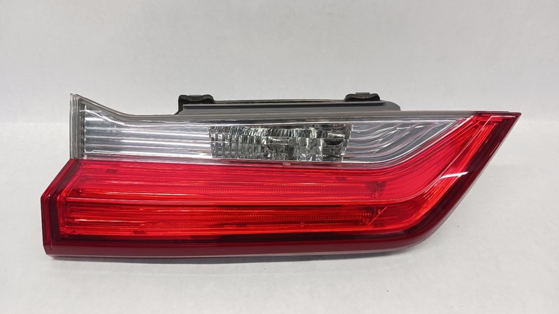 17-'19 HONDA CR-V Left driver inner Taillight OEM Grade A!