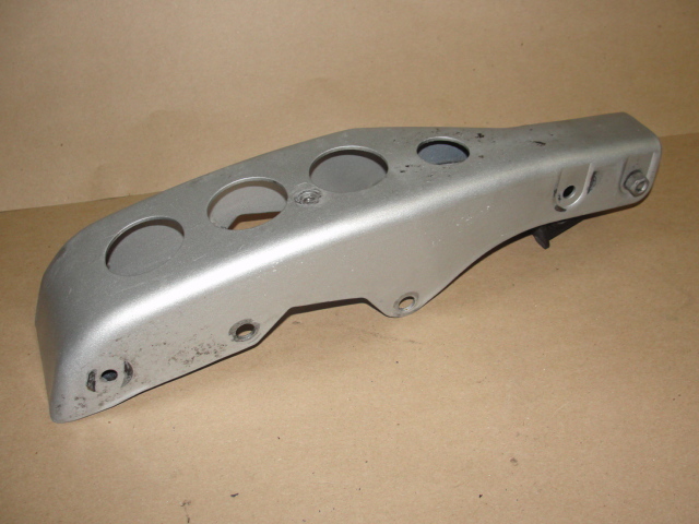 09 BMW G 650 GS FRONT BOTTOM ENGINE MOUNT MOTOR SUPPORT BRACKET G650