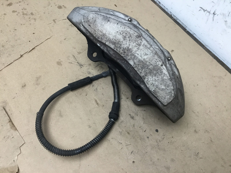 Mercedes SL550 R231 2013 Front Left Driver Brake Caliper Brembo 13-19 :Y