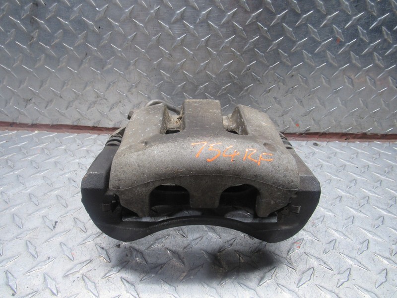 05-10 FORD MUSTANG RIGHT PASSENGER FRONT BRAKE CALIPER